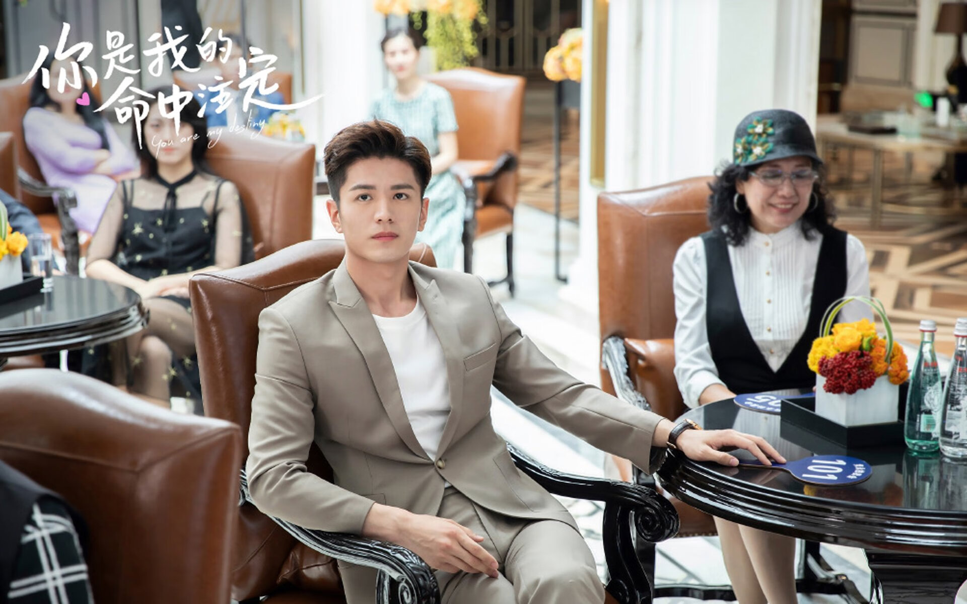 亚特兰大三中场组合展现高度默契，亚特兰大中锋