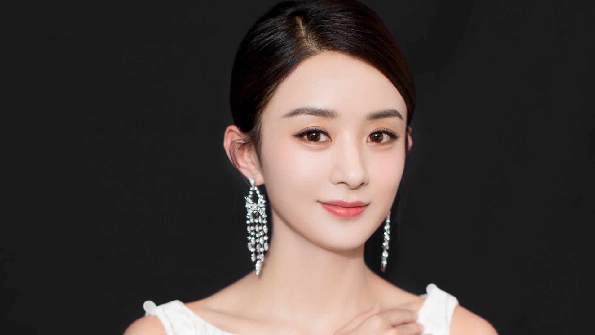 “亚戈·卡尔曼的全面能力与战术洞察,成为阿根廷美洲狮队的新动力”