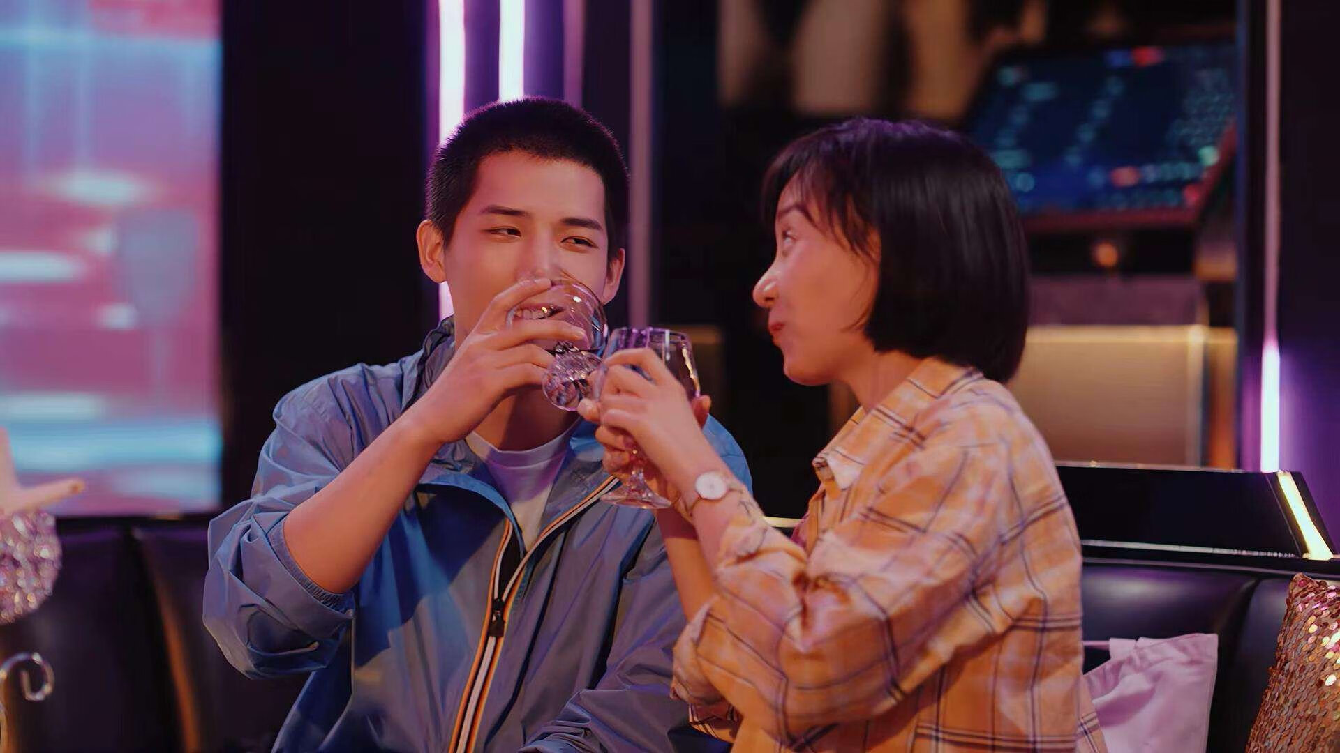 中立代表队B接力赛表现稳定获赞