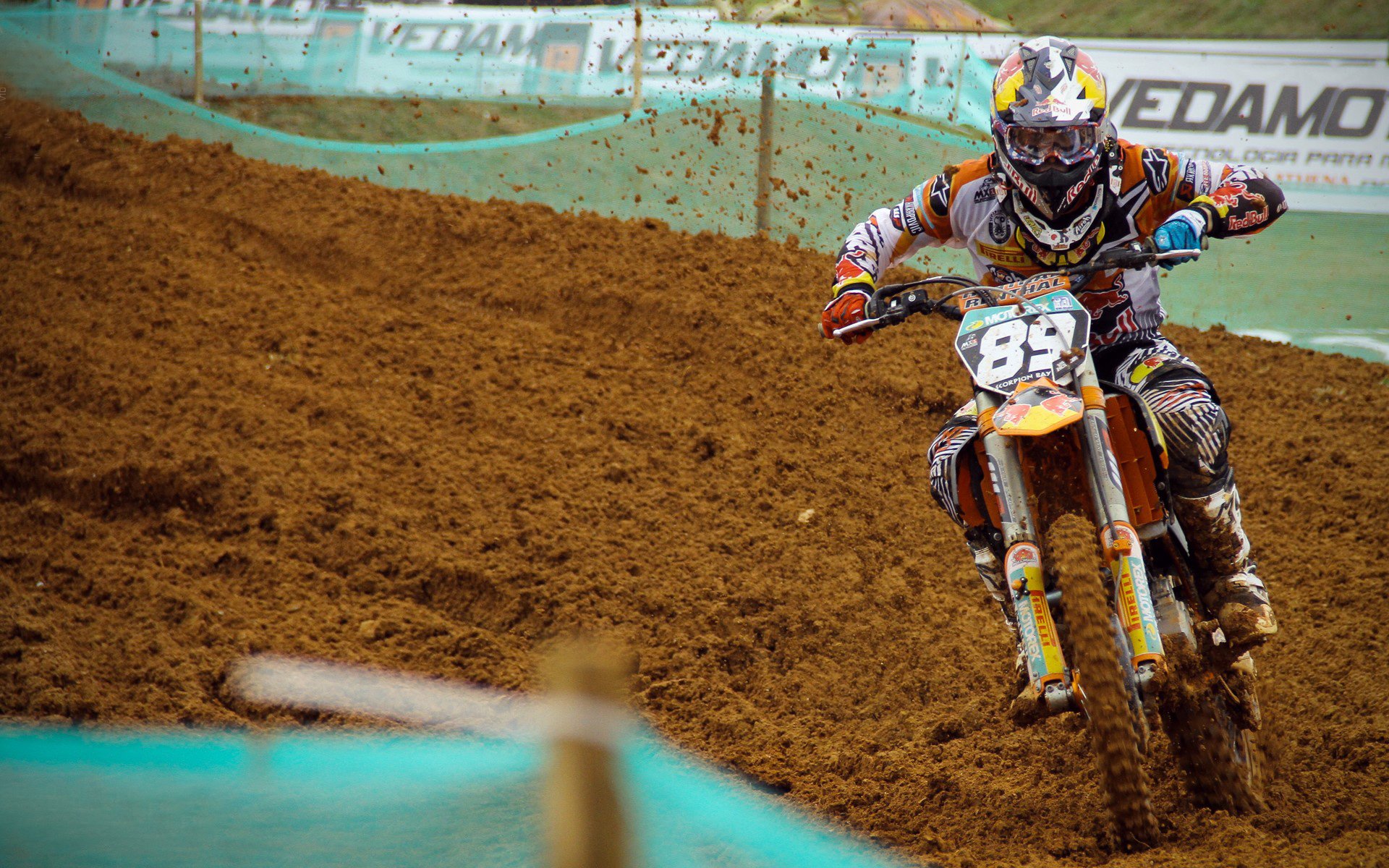 乔·莫伊：凭借强大的力量和技巧，成为全黑队前锋线的关键人物