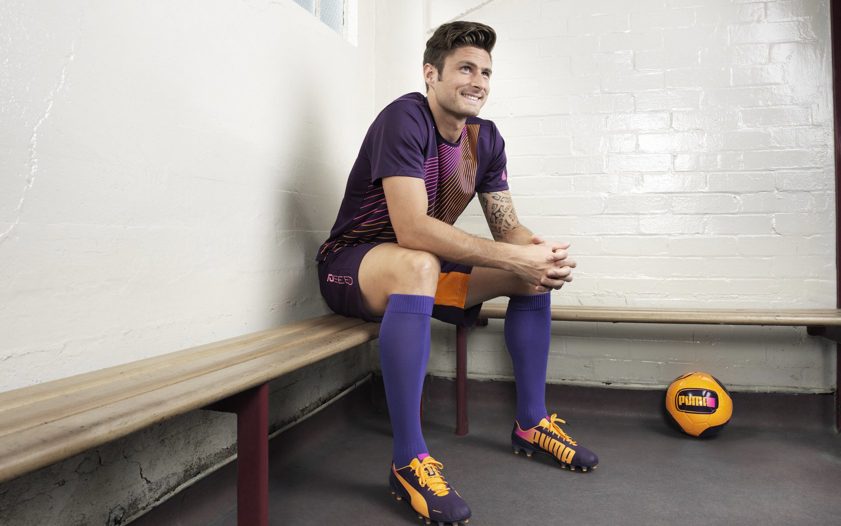 勒沃库森整体控球提升比赛掌控度，勒沃库森首发