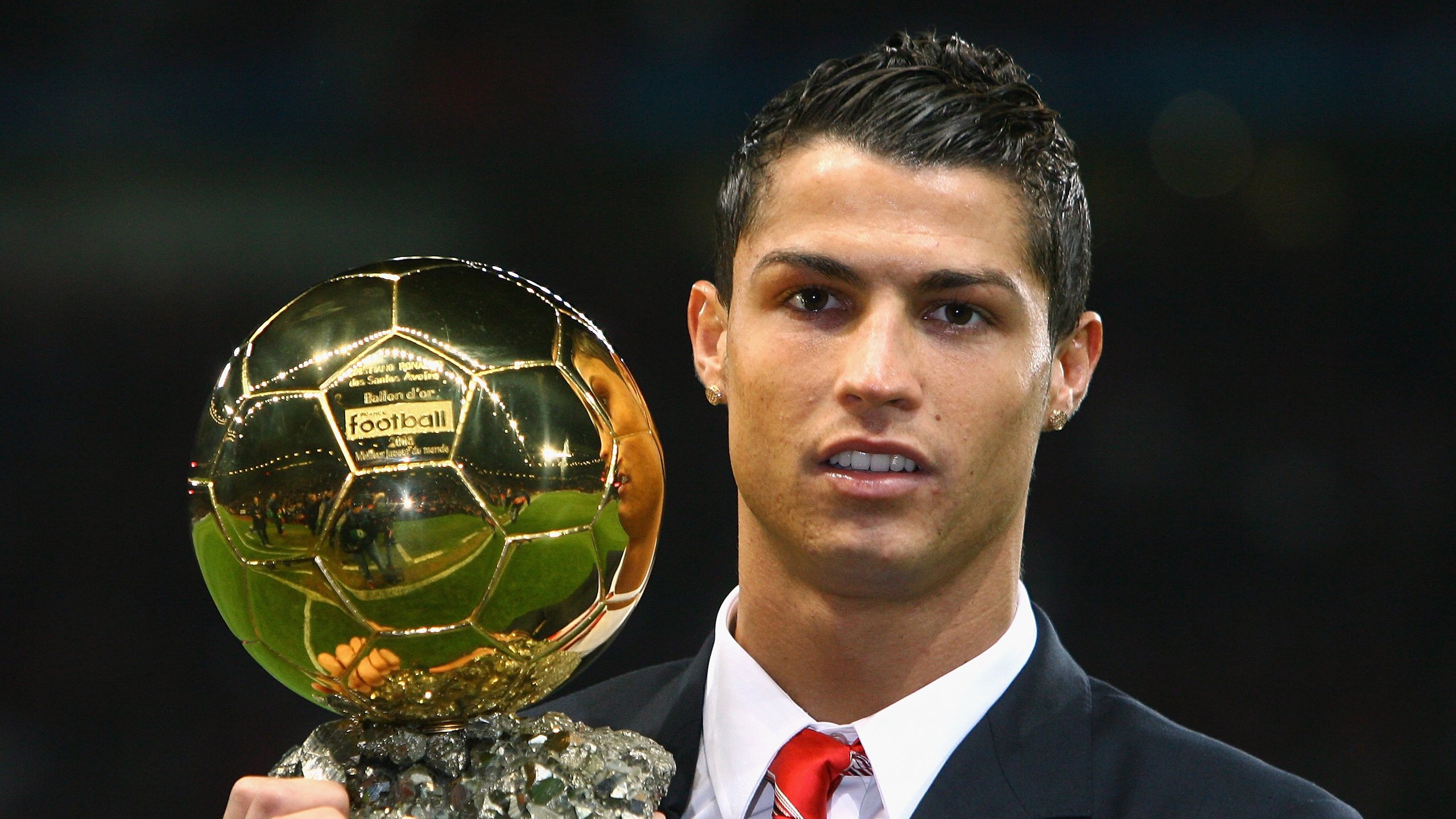 技术流打法在中国足球的适用性，足坛十大技术型球员