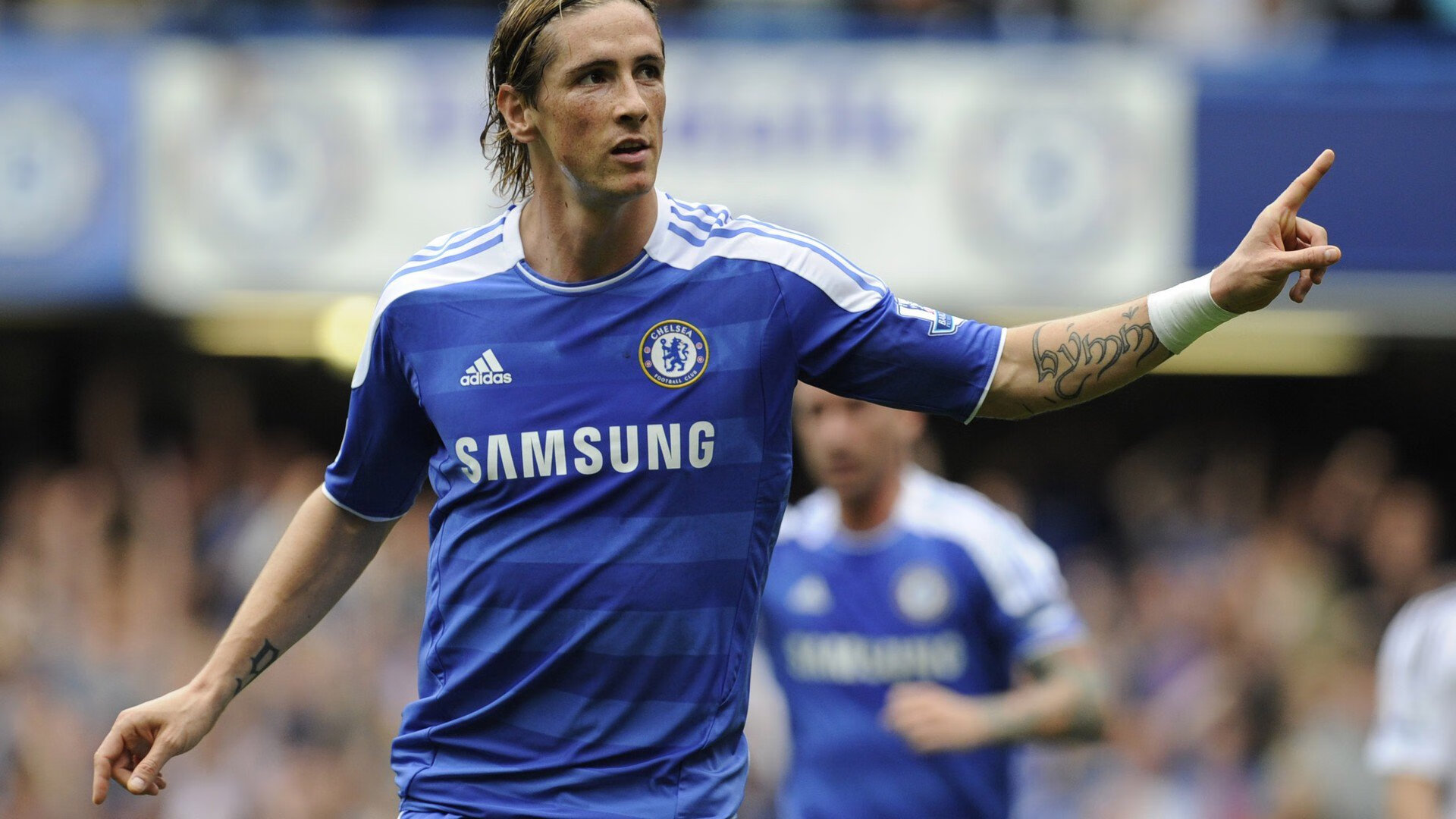 诺埃·庞蒂刷新个人100米蝶泳纪录，蝶泳100冠军