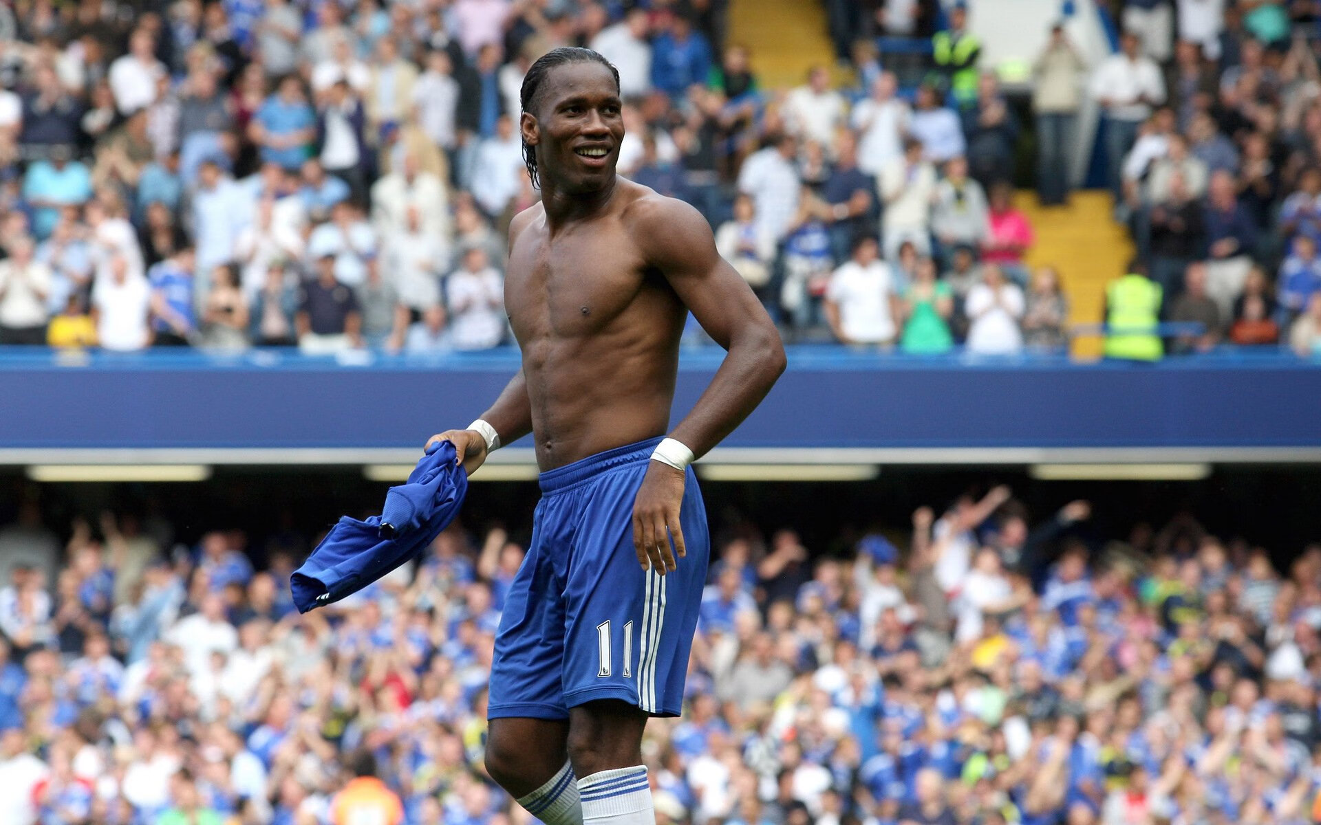 防守反击效率高，稳守中有亮点，防守反击的重点是在