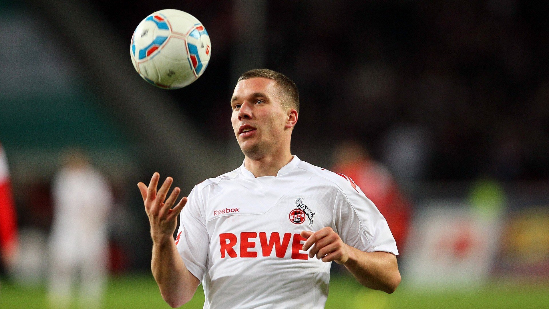 青年才俊成长：足球天赋的培养与发现，足球人才成长的教育模式有哪些